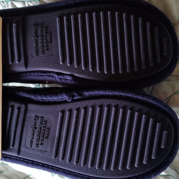 Papa Bear Plaid Dearfoam Slippers - Picture 6 of 7